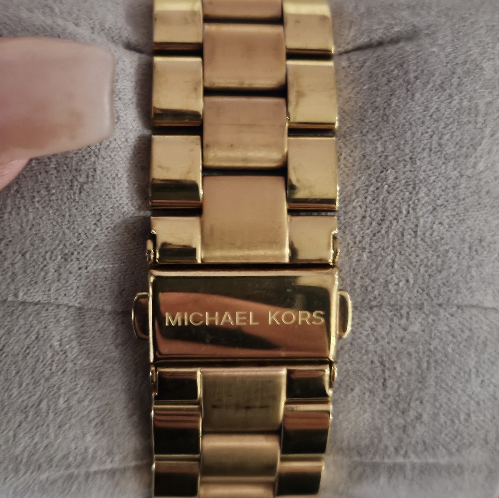 🛑SOLD🛑ichael Kors MK3493 Slim Runway Gold Tone Watch Dial Women - Picture 7 of 11